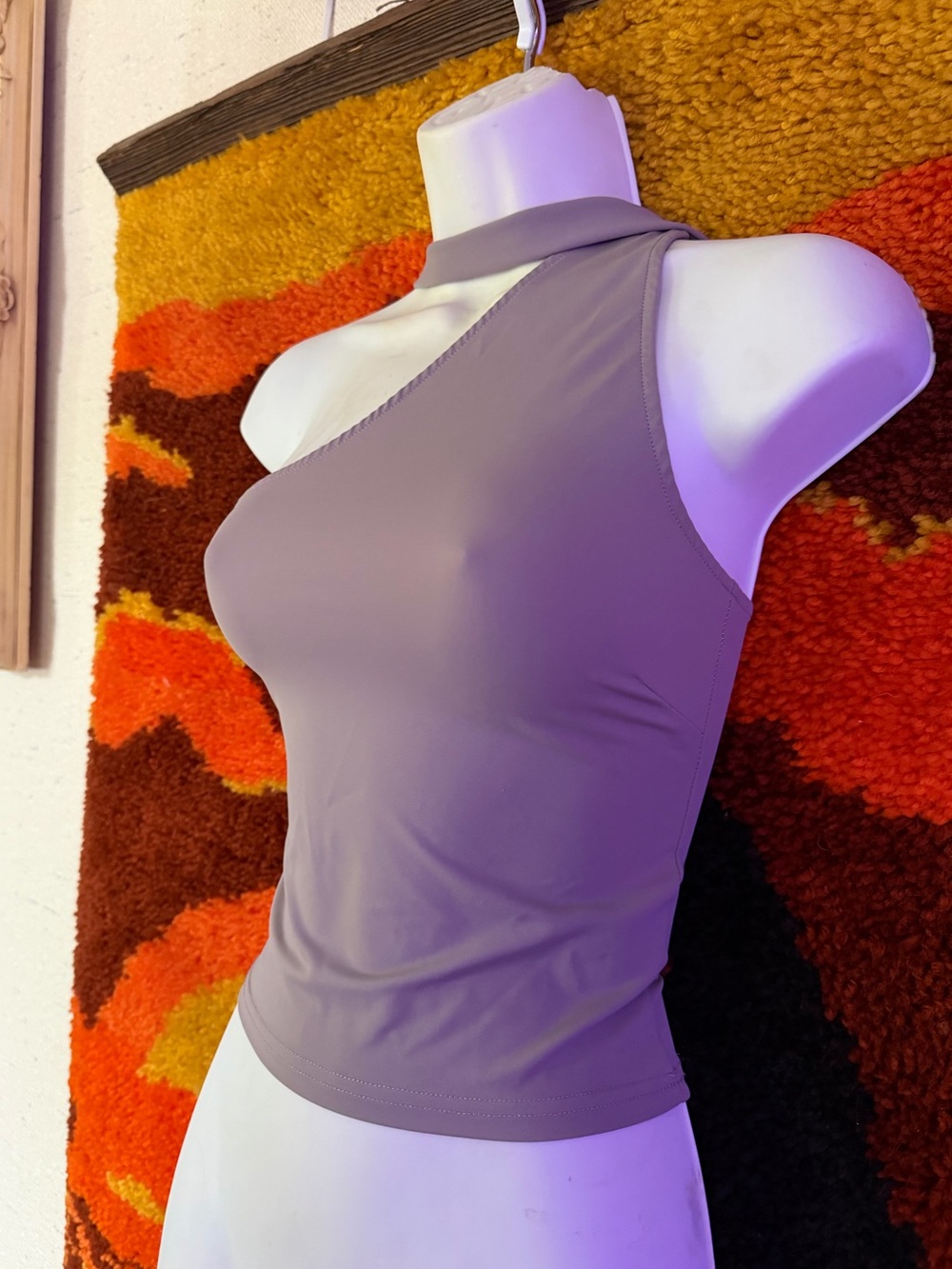 Edikted Melony Asymmetric Scarf Top